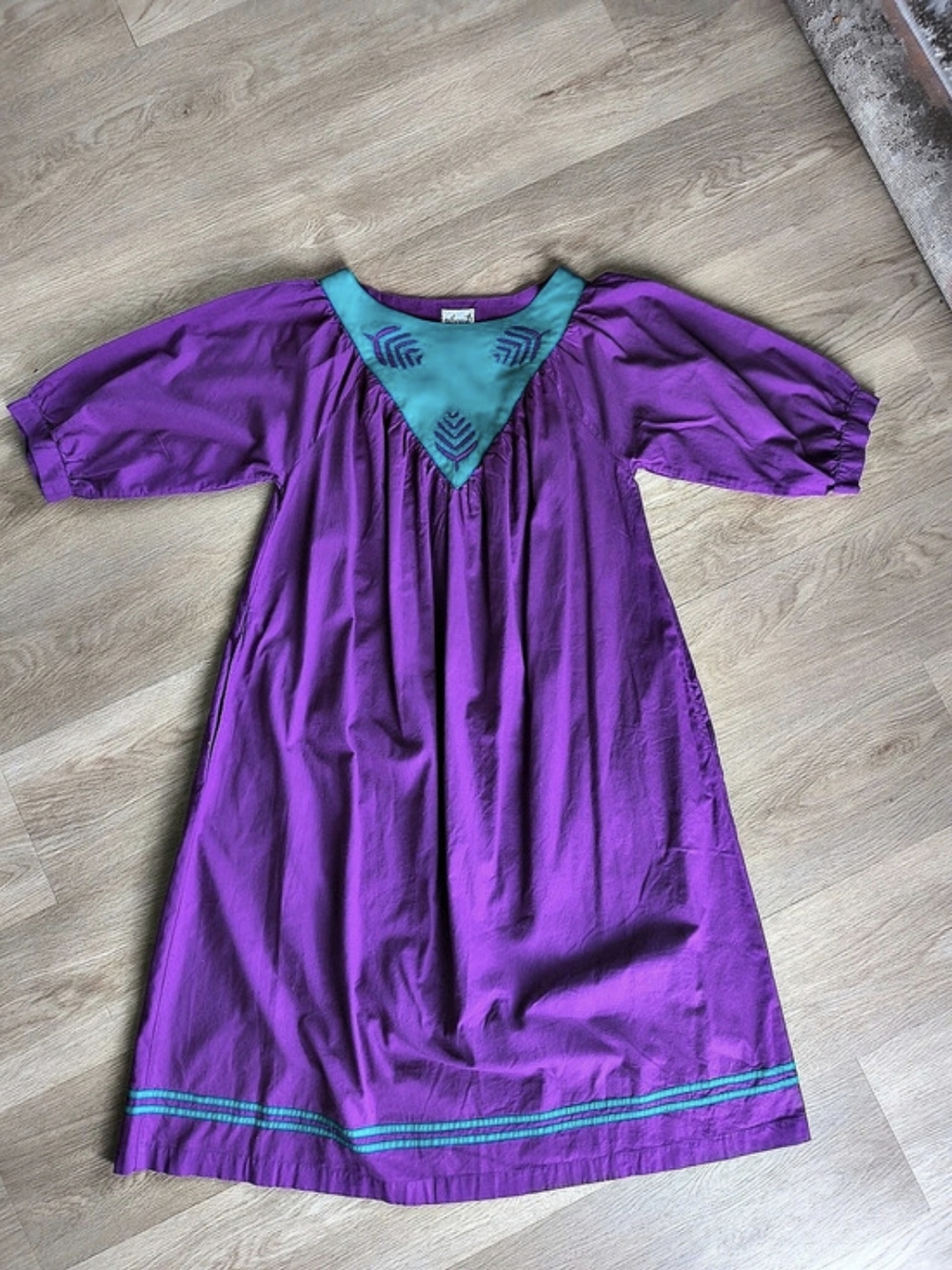 Vintage Accent Embroidered Muumuu Dress in Purple & Blue Size Medium